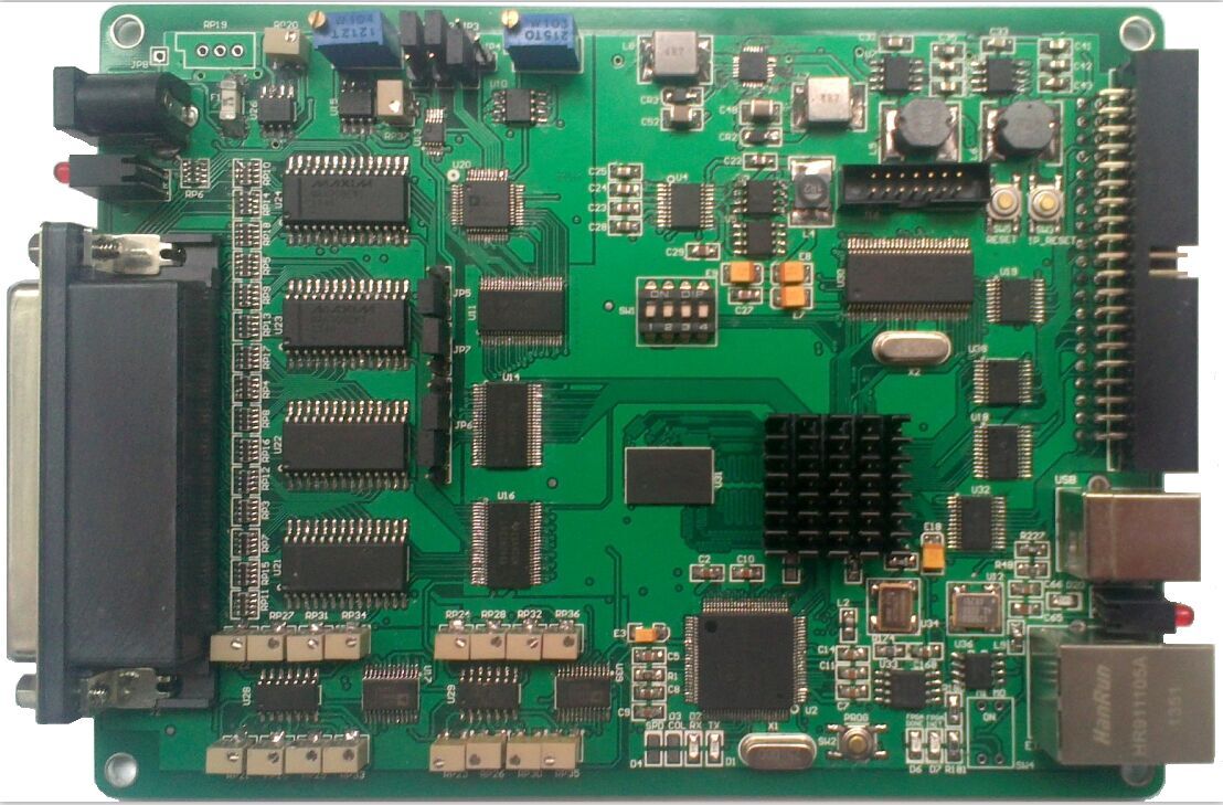 輸出量程：+5 V、+10 V,、+10.8 V,、±5 V、±10 V,、±10.8 V,，軟件可選；
轉換精度：12位（bit）（可定制14位和16位）,；
建立時間：10μs,；
輸出通道數(shù)：8路；
DI數(shù)字量輸入功能
通道數(shù)：16路